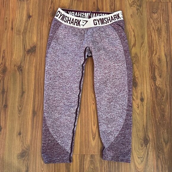 Gymshark purple burgundy fitness pants capris size small - Picture 1 of 4
